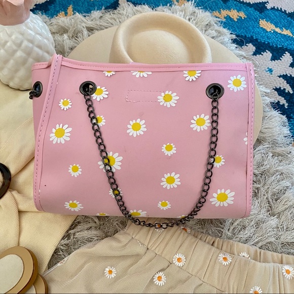 NEW Daisy Purse - Picture 4 of 12